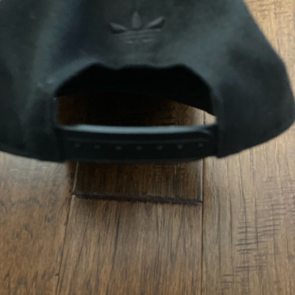 Black adidas hat